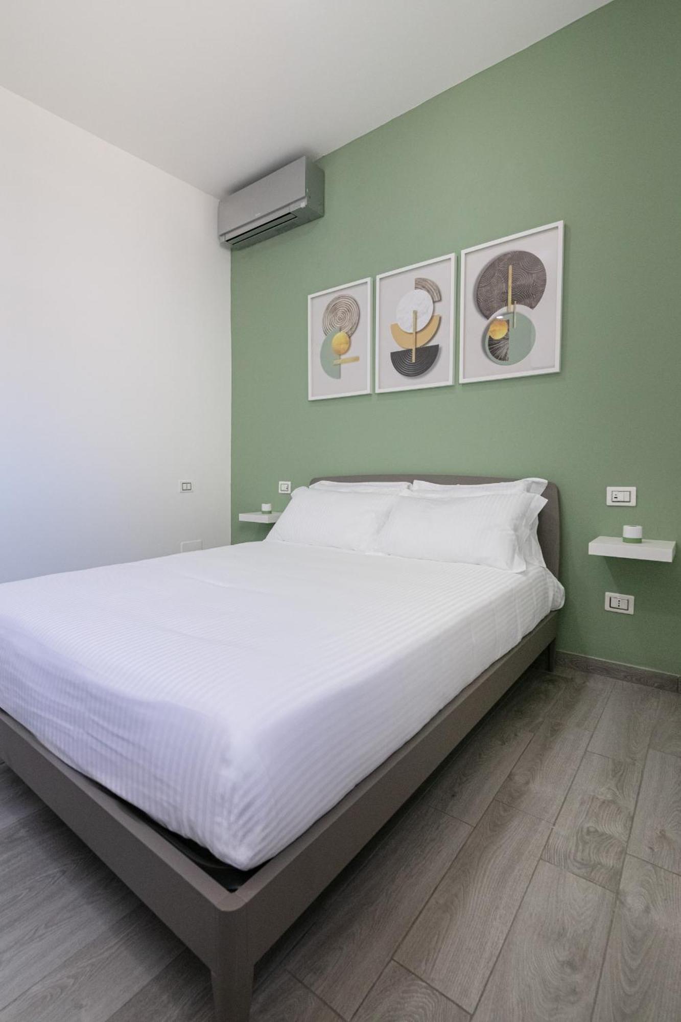 Dea Apartrooms Termoli Exterior photo